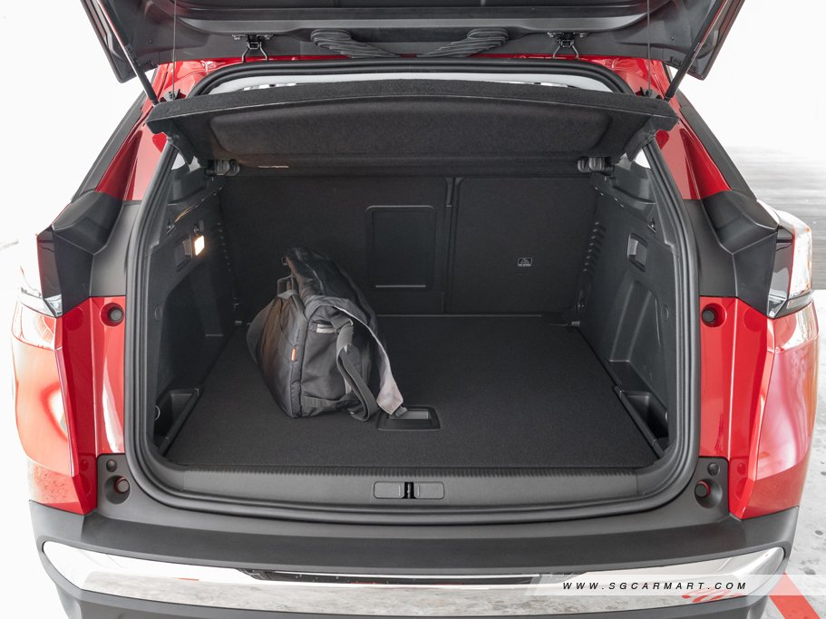 https://i.i-sgcm.com/new_cars/cars/12117/12117_g128
