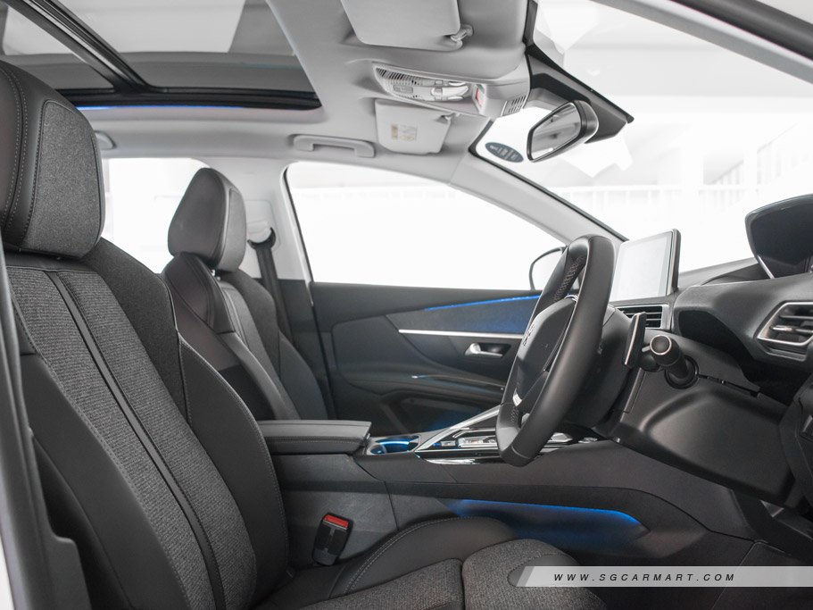 https://i.i-sgcm.com/new_cars/cars/12117/12117_g22