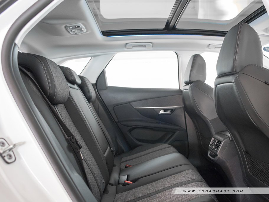 https://i.i-sgcm.com/new_cars/cars/12117/12117_g23