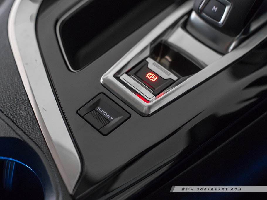 https://i.i-sgcm.com/new_cars/cars/12117/12117_g32