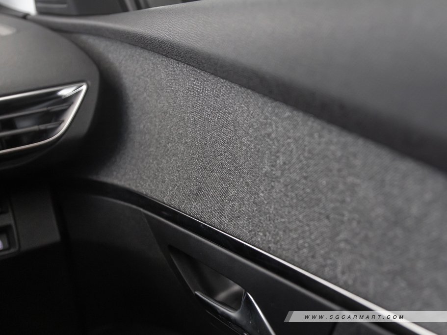 https://i.i-sgcm.com/new_cars/cars/12117/12117_g92