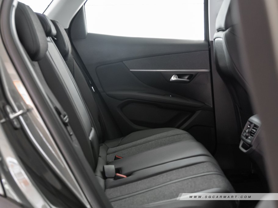 https://i.i-sgcm.com/new_cars/cars/12117/12117_g97