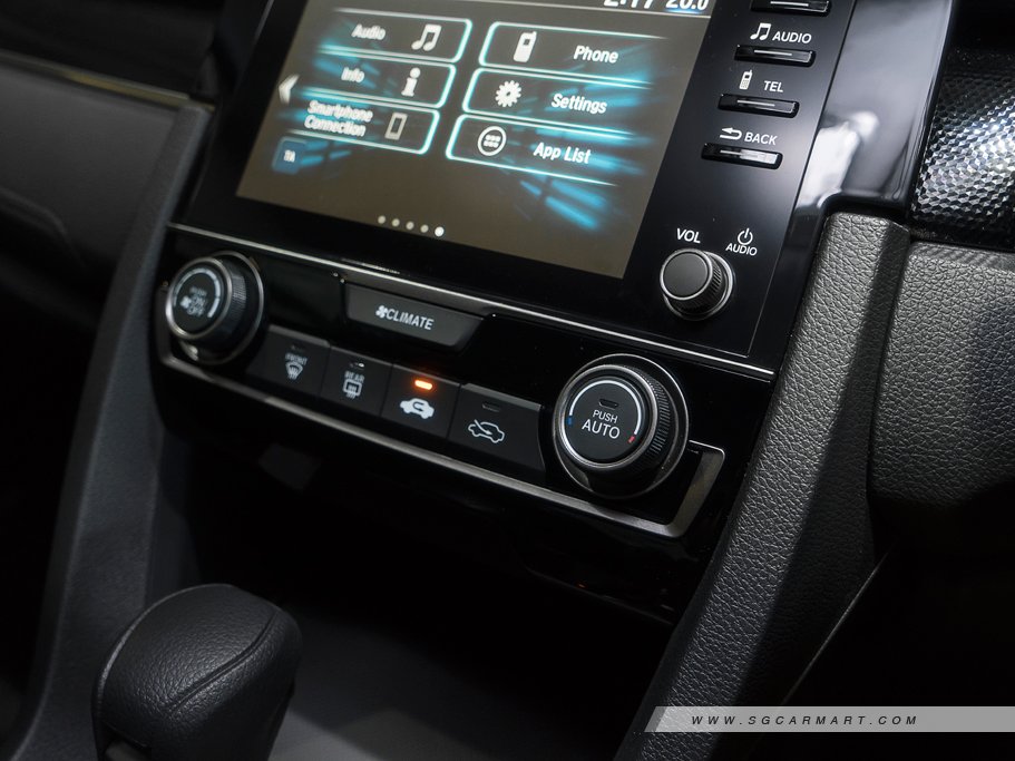 https://i.i-sgcm.com/new_cars/cars/12120/12120_g103