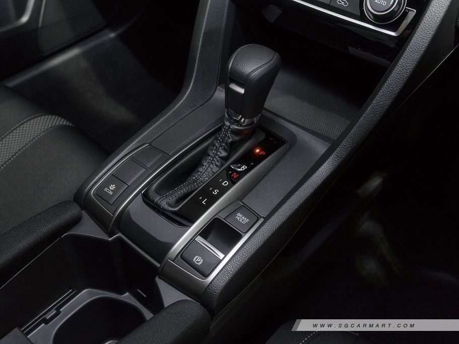 https://i.i-sgcm.com/new_cars/cars/12120/12120_g107