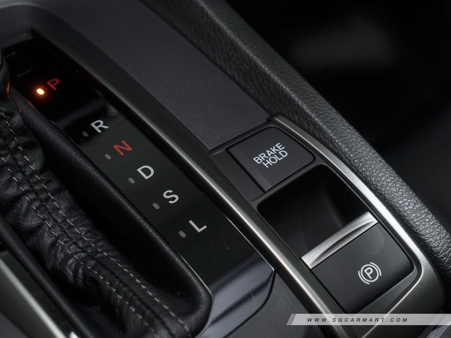 https://i.i-sgcm.com/new_cars/cars/12120/12120_g109