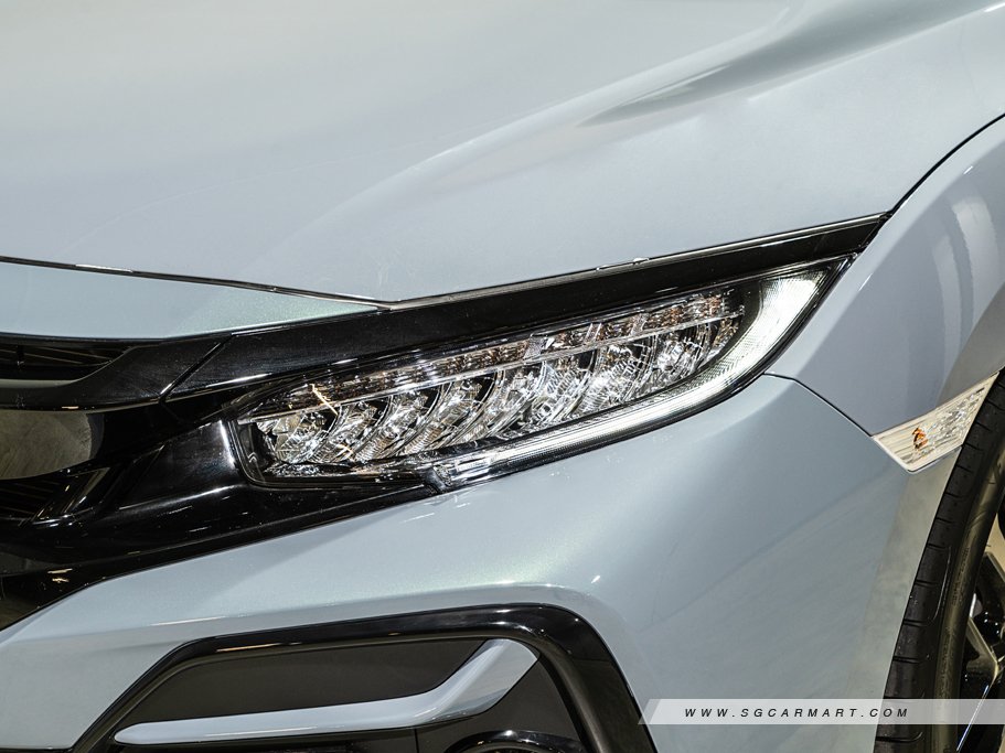 https://i.i-sgcm.com/new_cars/cars/12120/12120_g126