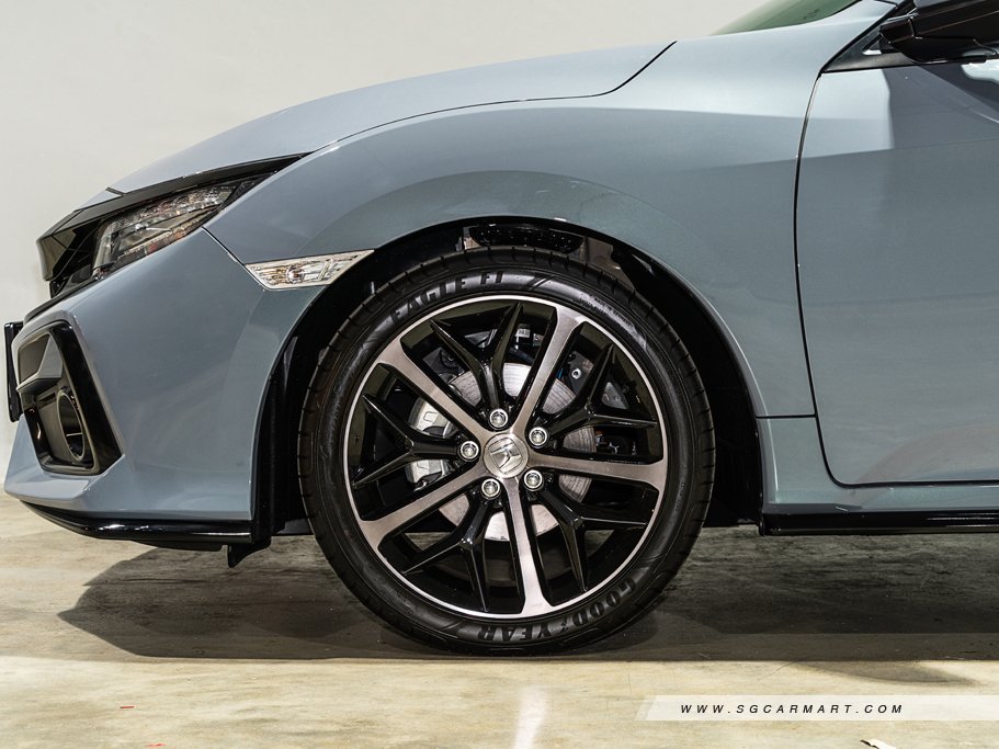 https://i.i-sgcm.com/new_cars/cars/12120/12120_g129