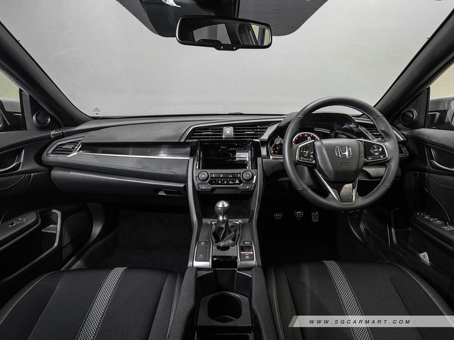 https://i.i-sgcm.com/new_cars/cars/12120/12120_g137