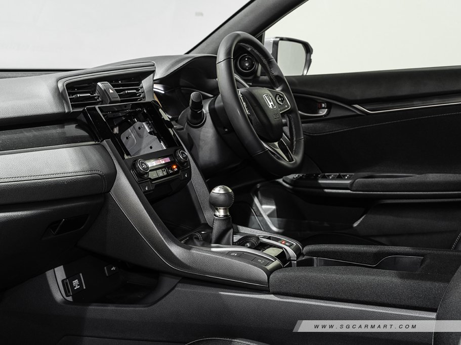 https://i.i-sgcm.com/new_cars/cars/12120/12120_g141