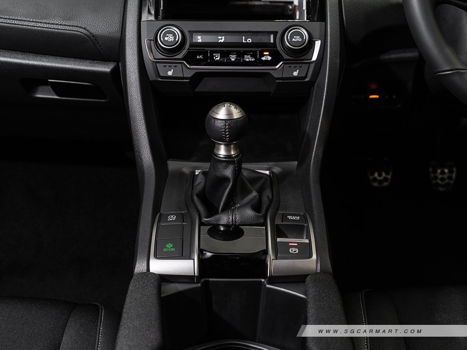 https://i.i-sgcm.com/new_cars/cars/12120/12120_g144