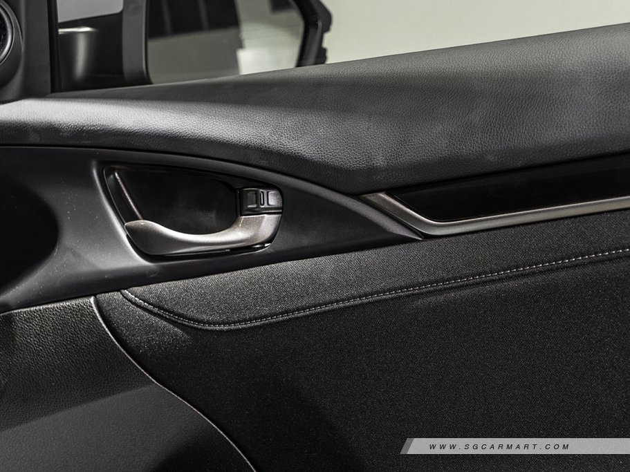 https://i.i-sgcm.com/new_cars/cars/12120/12120_g148