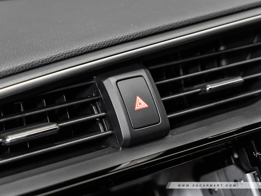 https://i.i-sgcm.com/new_cars/cars/12120/12120_g155