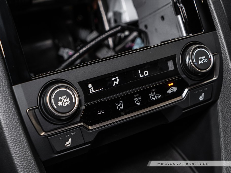 https://i.i-sgcm.com/new_cars/cars/12120/12120_g156