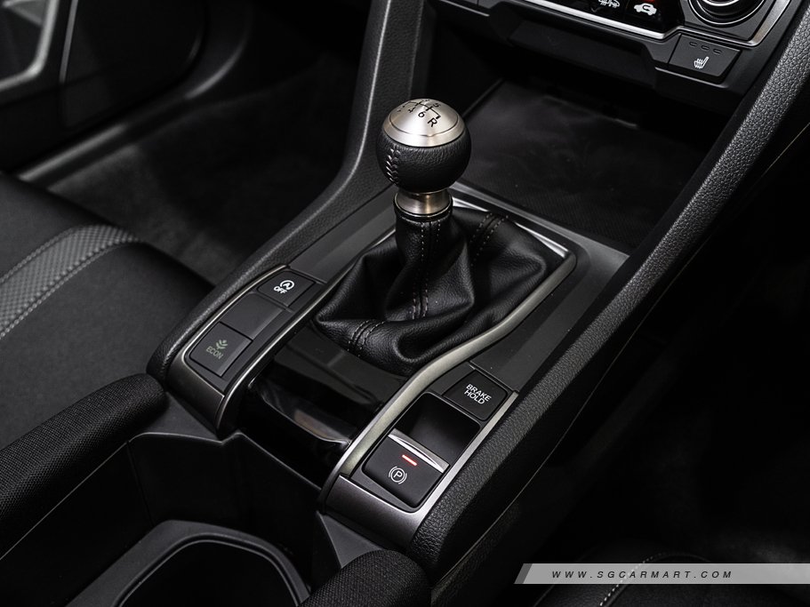 https://i.i-sgcm.com/new_cars/cars/12120/12120_g158