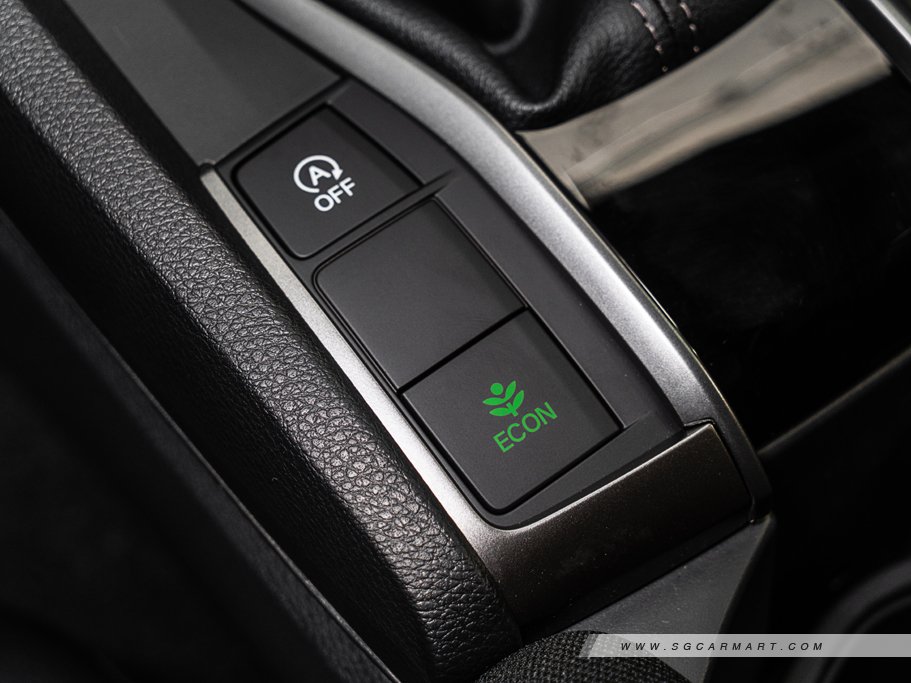 https://i.i-sgcm.com/new_cars/cars/12120/12120_g161