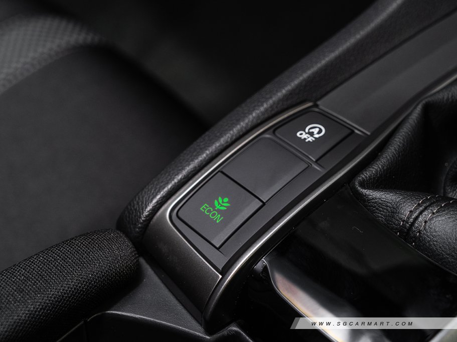 https://i.i-sgcm.com/new_cars/cars/12120/12120_g162
