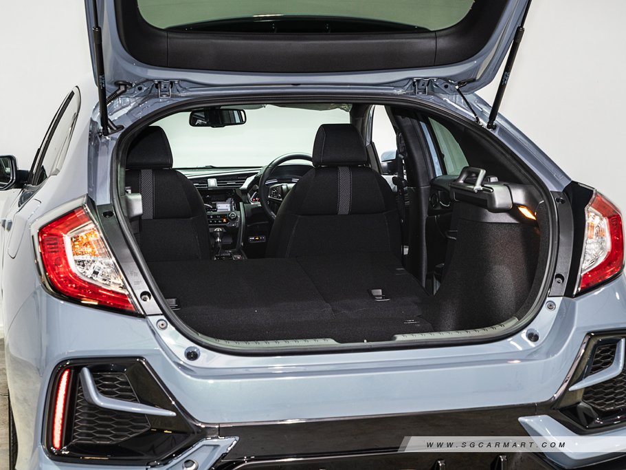 https://i.i-sgcm.com/new_cars/cars/12120/12120_g172