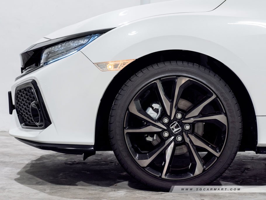 https://i.i-sgcm.com/new_cars/cars/12120/12120_g51