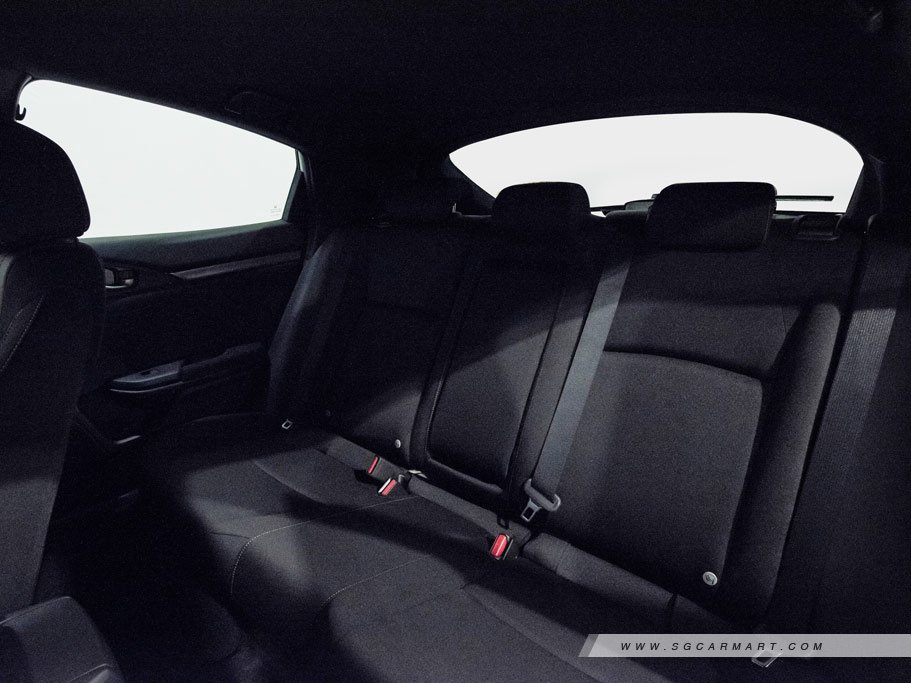 https://i.i-sgcm.com/new_cars/cars/12120/12120_g56