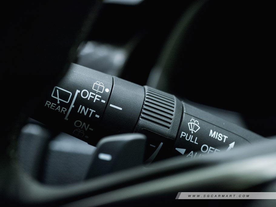 https://i.i-sgcm.com/new_cars/cars/12120/12120_g61