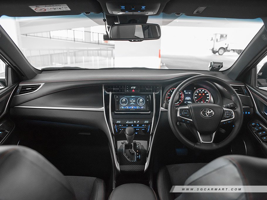 https://i.i-sgcm.com/new_cars/cars/12121/12121_g10