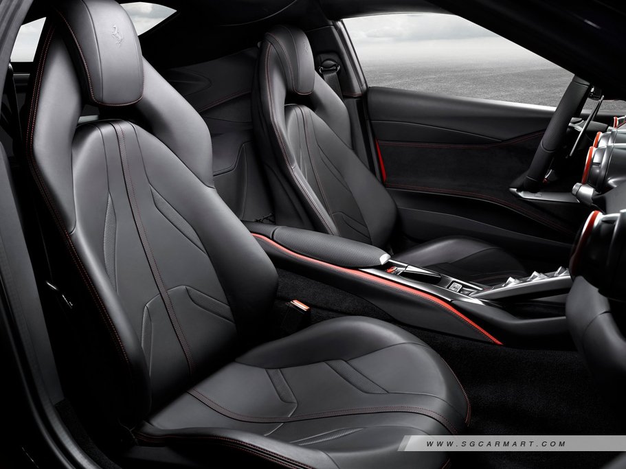 https://i.i-sgcm.com/new_cars/cars/12126/12126_g14