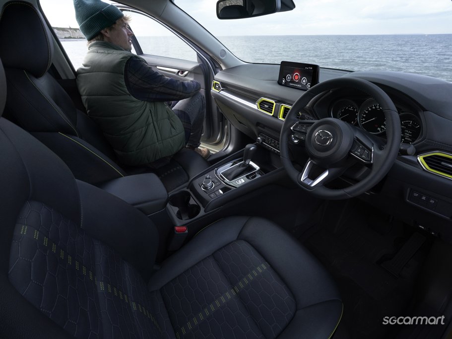 https://i.i-sgcm.com/new_cars/cars/12128/12128_g104