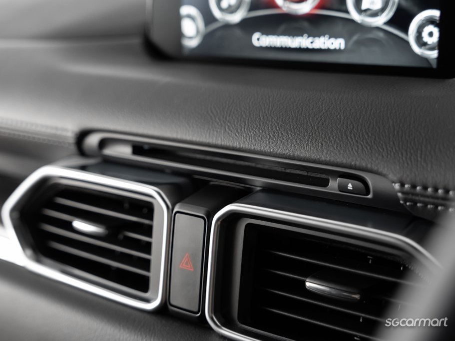 https://i.i-sgcm.com/new_cars/cars/12128/12128_g74