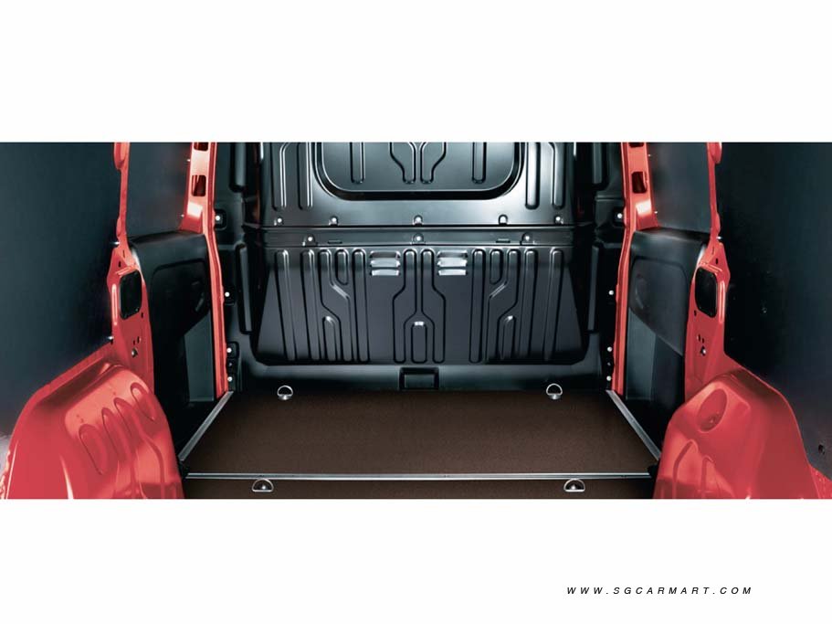 https://i.i-sgcm.com/new_cars/cars/12130/12130_g9