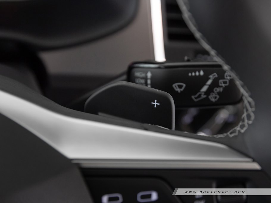 https://i.i-sgcm.com/new_cars/cars/12135/12135_g103