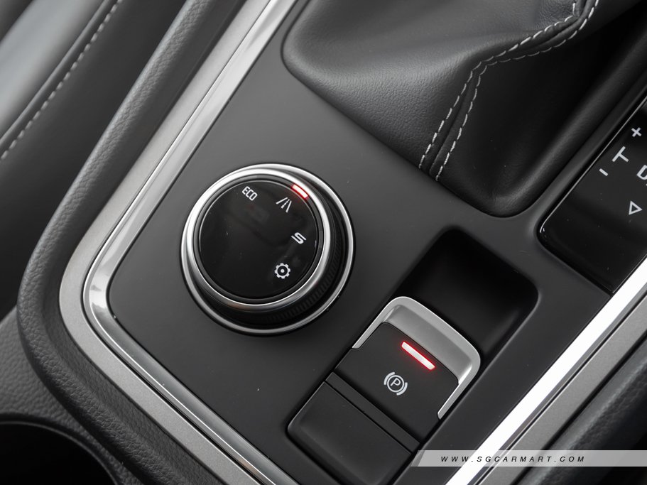 https://i.i-sgcm.com/new_cars/cars/12135/12135_g115