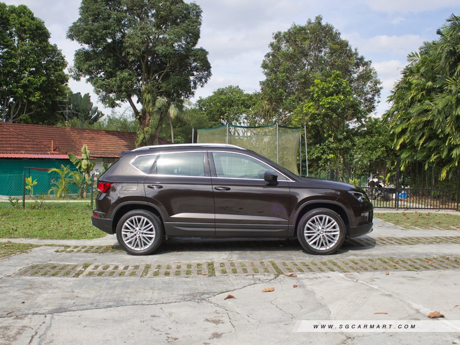 https://i.i-sgcm.com/new_cars/cars/12135/12135_g11