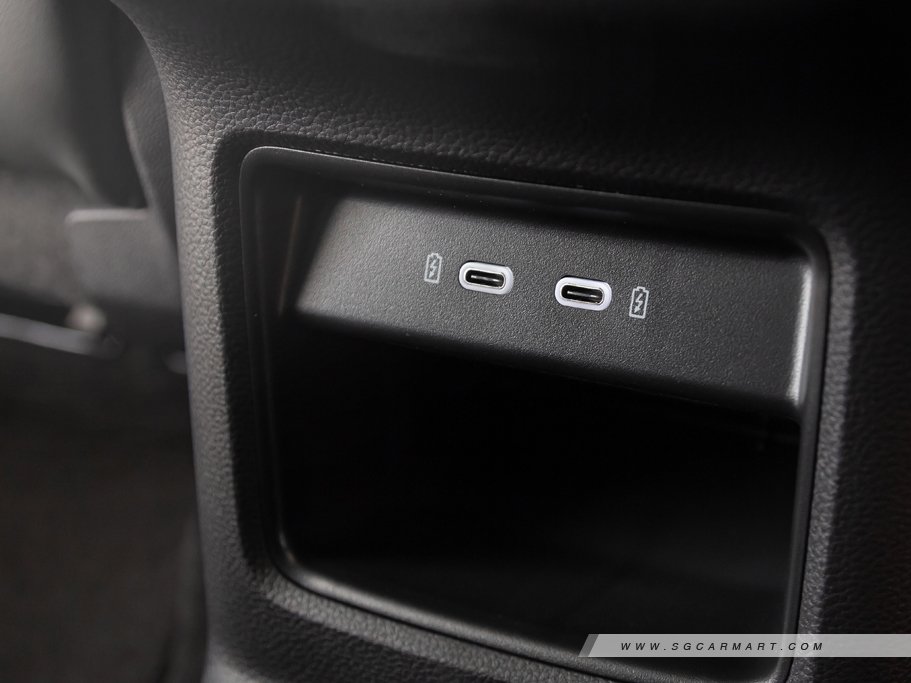 https://i.i-sgcm.com/new_cars/cars/12135/12135_g121