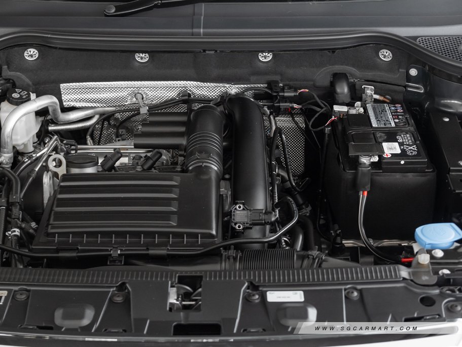 https://i.i-sgcm.com/new_cars/cars/12135/12135_g124