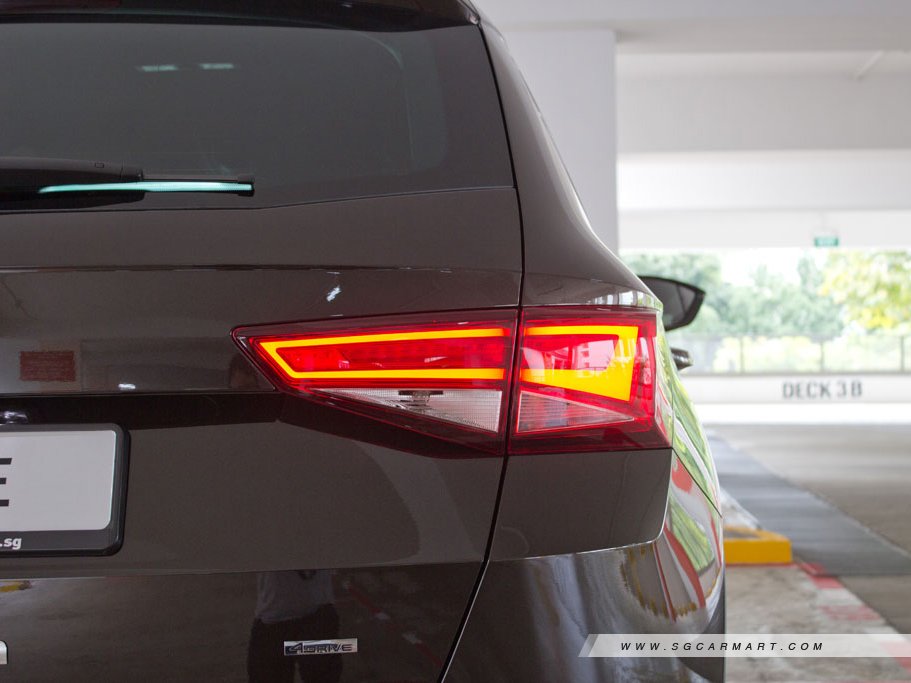 https://i.i-sgcm.com/new_cars/cars/12135/12135_g15