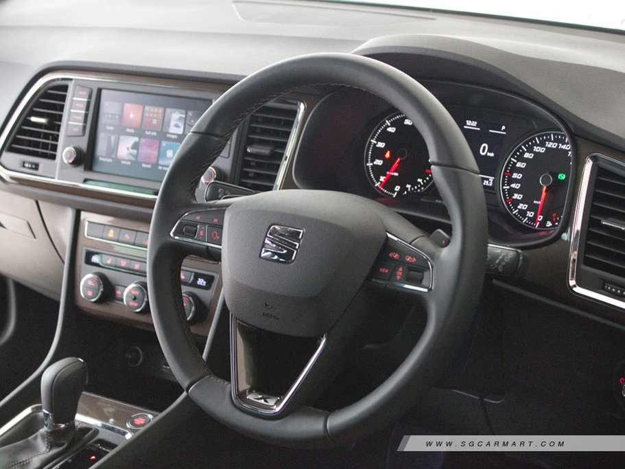 https://i.i-sgcm.com/new_cars/cars/12135/12135_g17