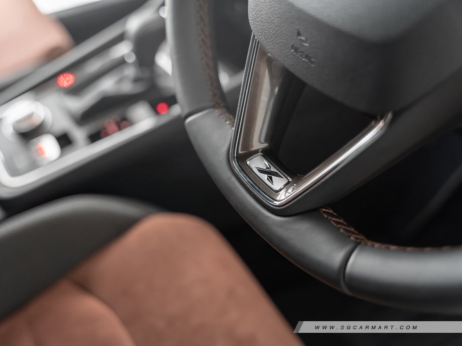 https://i.i-sgcm.com/new_cars/cars/12135/12135_g43