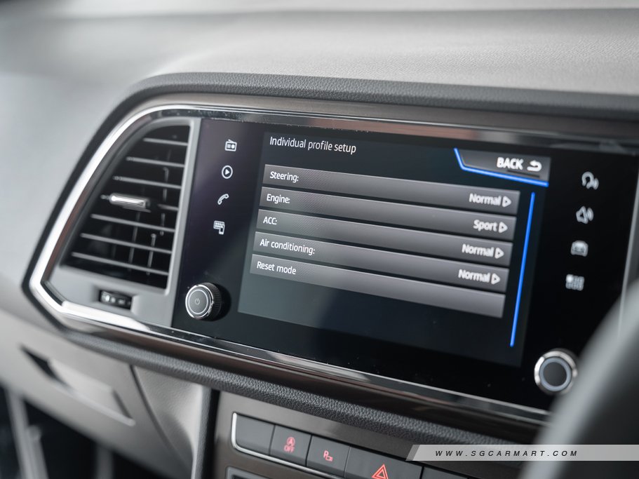 https://i.i-sgcm.com/new_cars/cars/12135/12135_g51