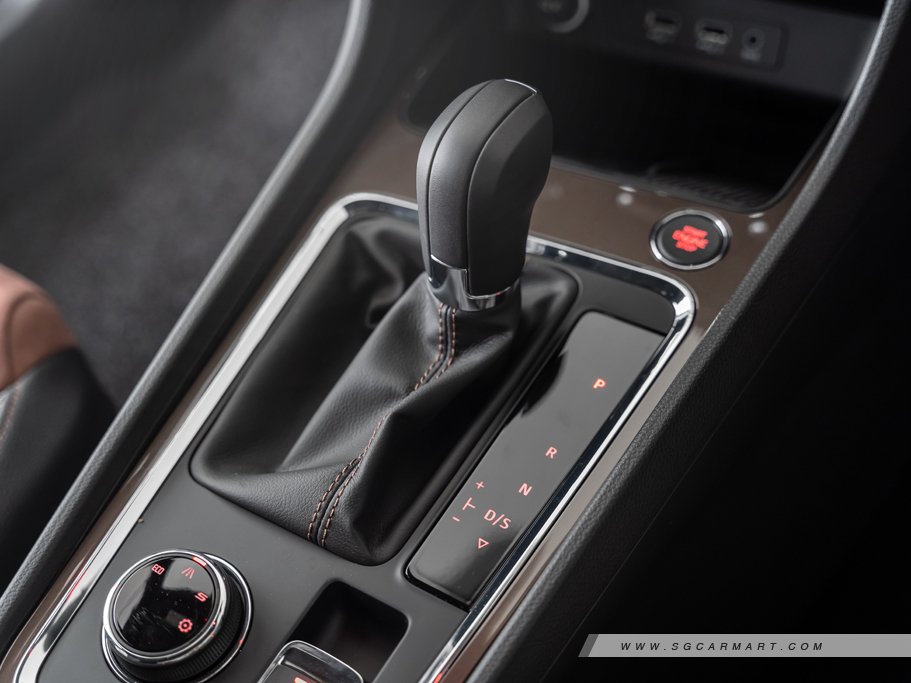 https://i.i-sgcm.com/new_cars/cars/12135/12135_g57