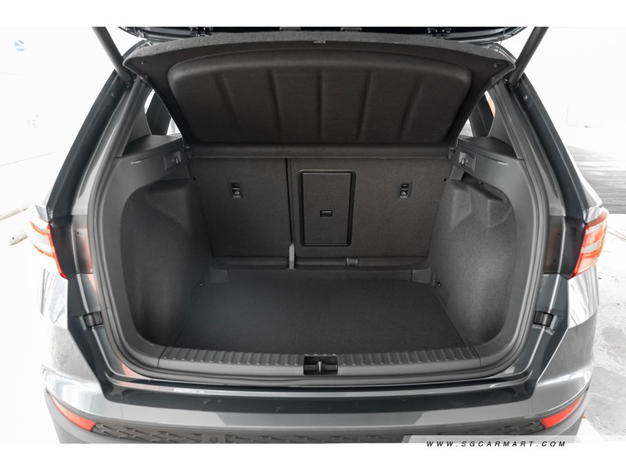 https://i.i-sgcm.com/new_cars/cars/12135/12135_g64