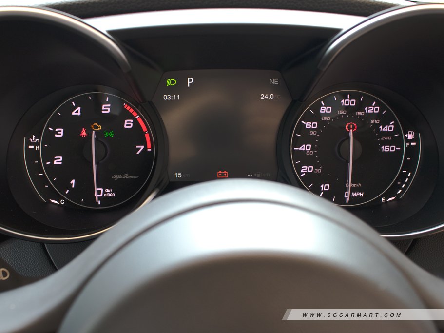 https://i.i-sgcm.com/new_cars/cars/12138/12138_g15