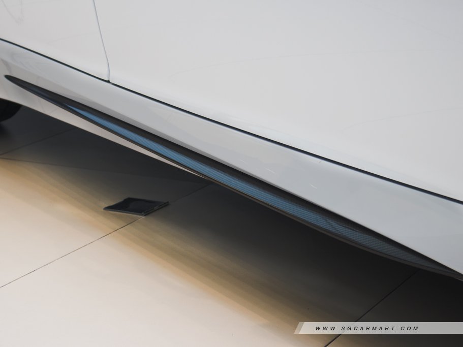 https://i.i-sgcm.com/new_cars/cars/12138/12138_g33