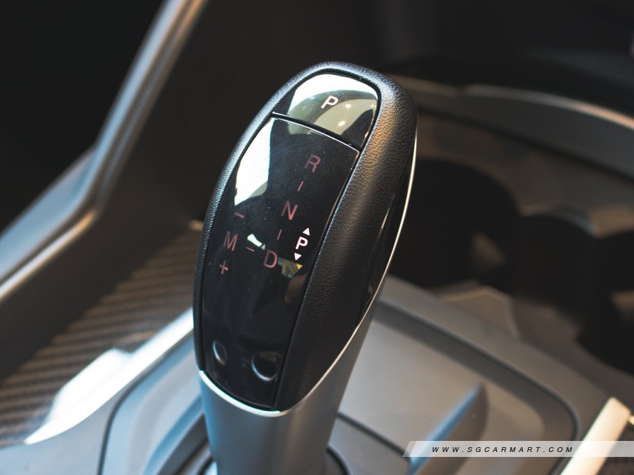 https://i.i-sgcm.com/new_cars/cars/12138/12138_g42