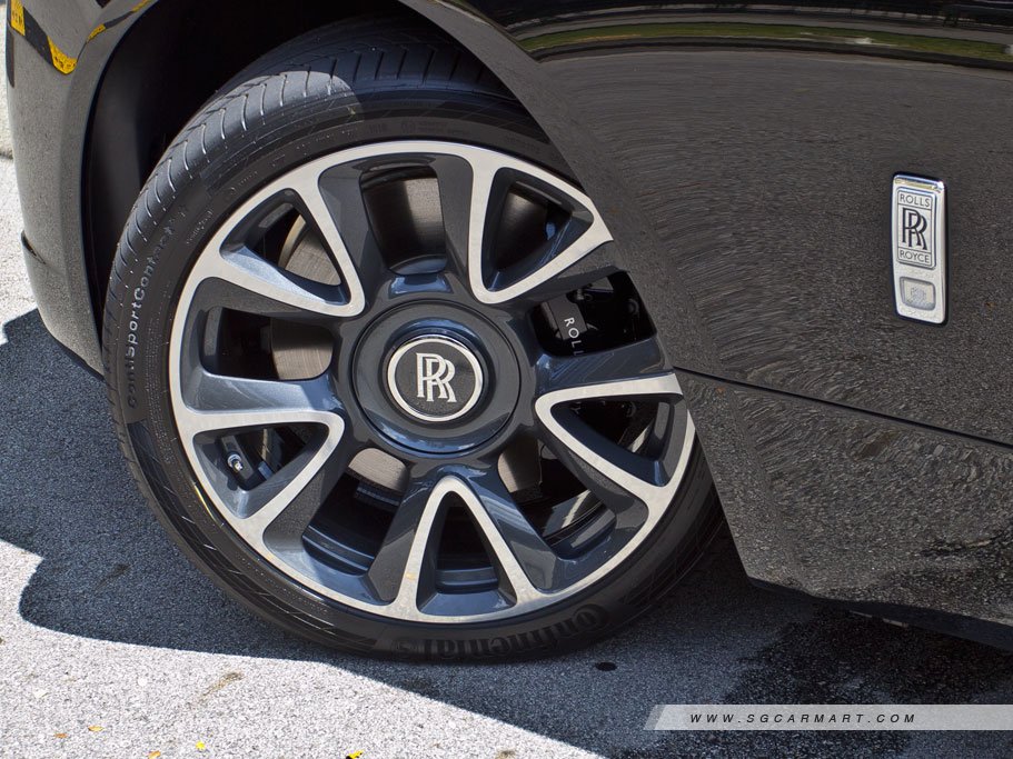https://i.i-sgcm.com/new_cars/cars/12141/12141_g14