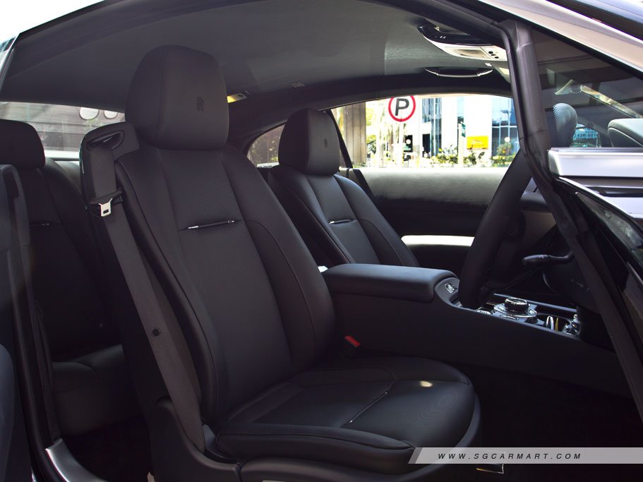 https://i.i-sgcm.com/new_cars/cars/12141/12141_g19