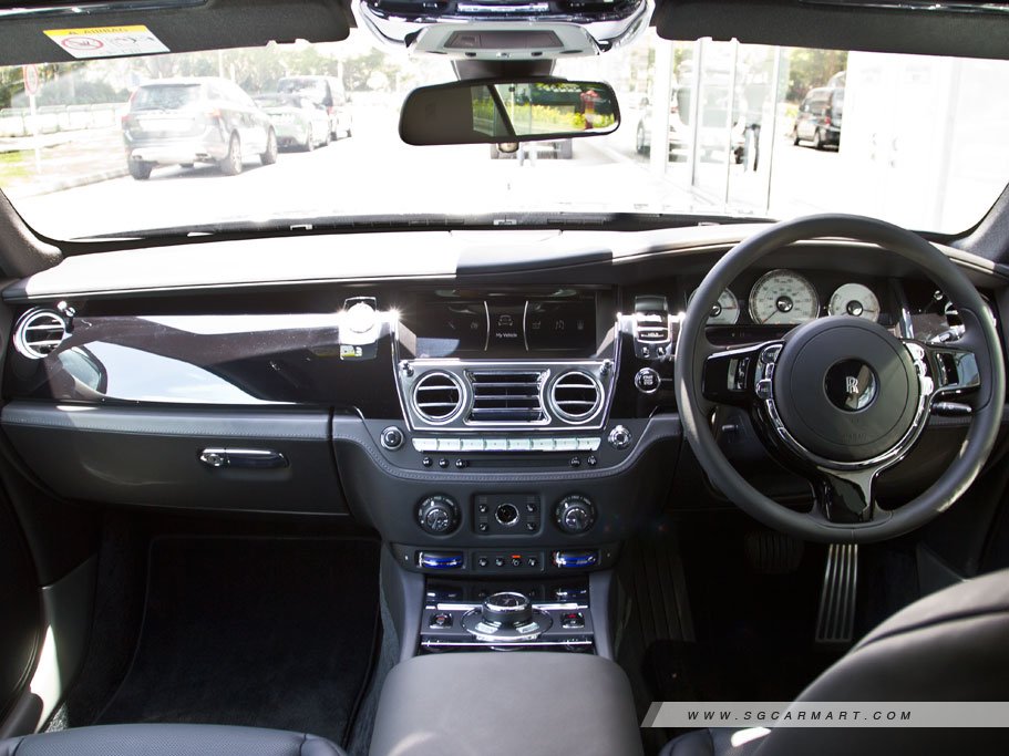 https://i.i-sgcm.com/new_cars/cars/12141/12141_g21