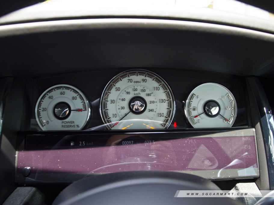 https://i.i-sgcm.com/new_cars/cars/12141/12141_g24