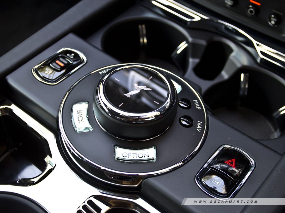 https://i.i-sgcm.com/new_cars/cars/12141/12141_g31