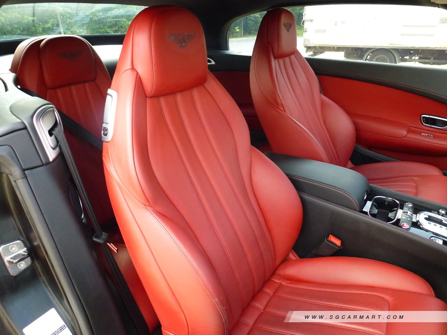 https://i.i-sgcm.com/new_cars/cars/12142/12142_g7