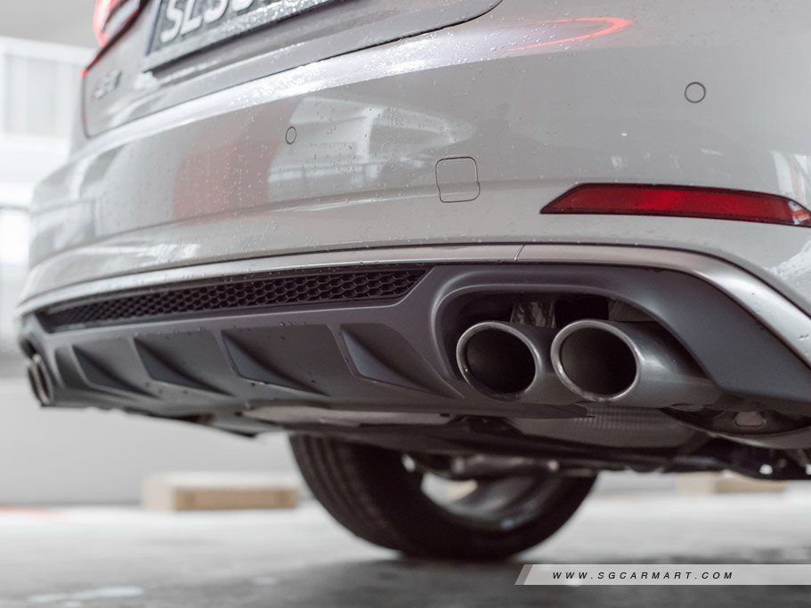 https://i.i-sgcm.com/new_cars/cars/12156/12156_g14